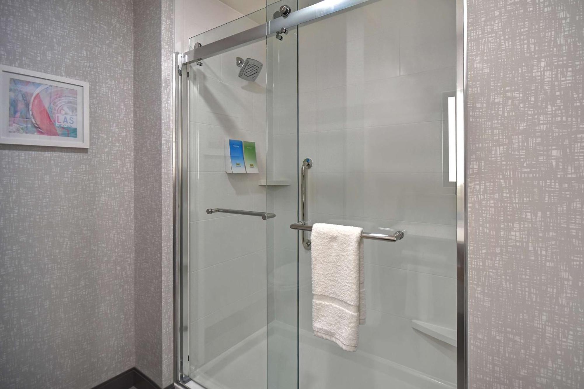Hampton & Vegas Convention Center Hotel Las Vegas